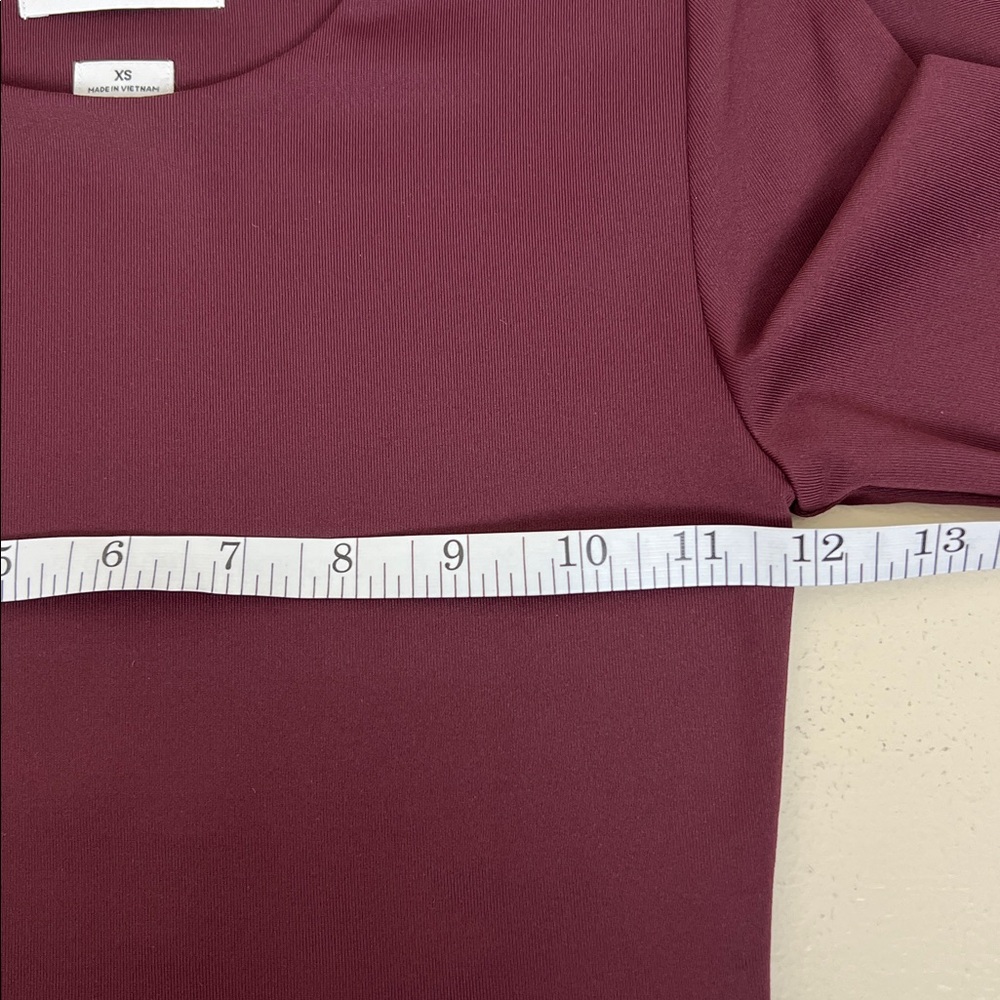 NWT Aritzia Babaton Women’s Contour Crew Long Sleeve Rich Maroon Size XS - Picture 8 of 9
